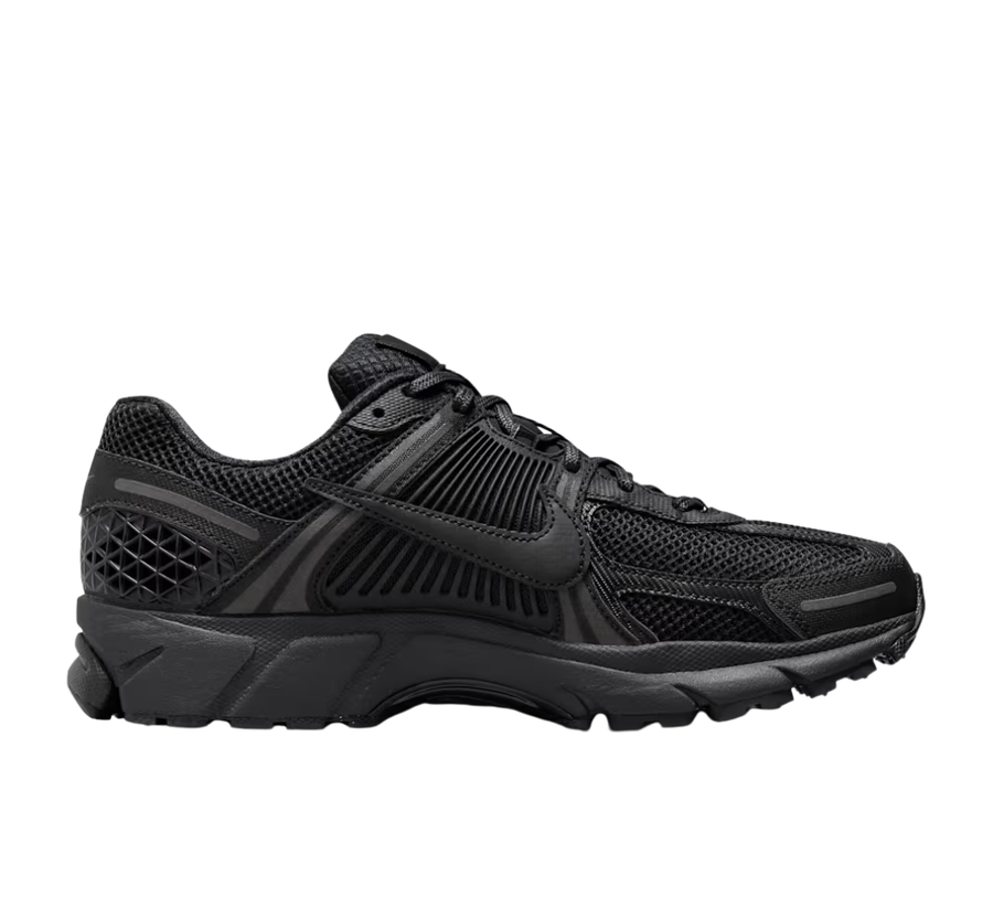 Nike Zoom Vomero 5 Triple Black