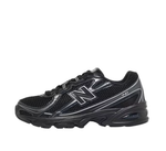 New Balance 740 – Triple Black
