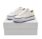 Maison Mihara Yasuhiro Peterson Low – White