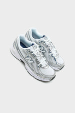 New Balance 740